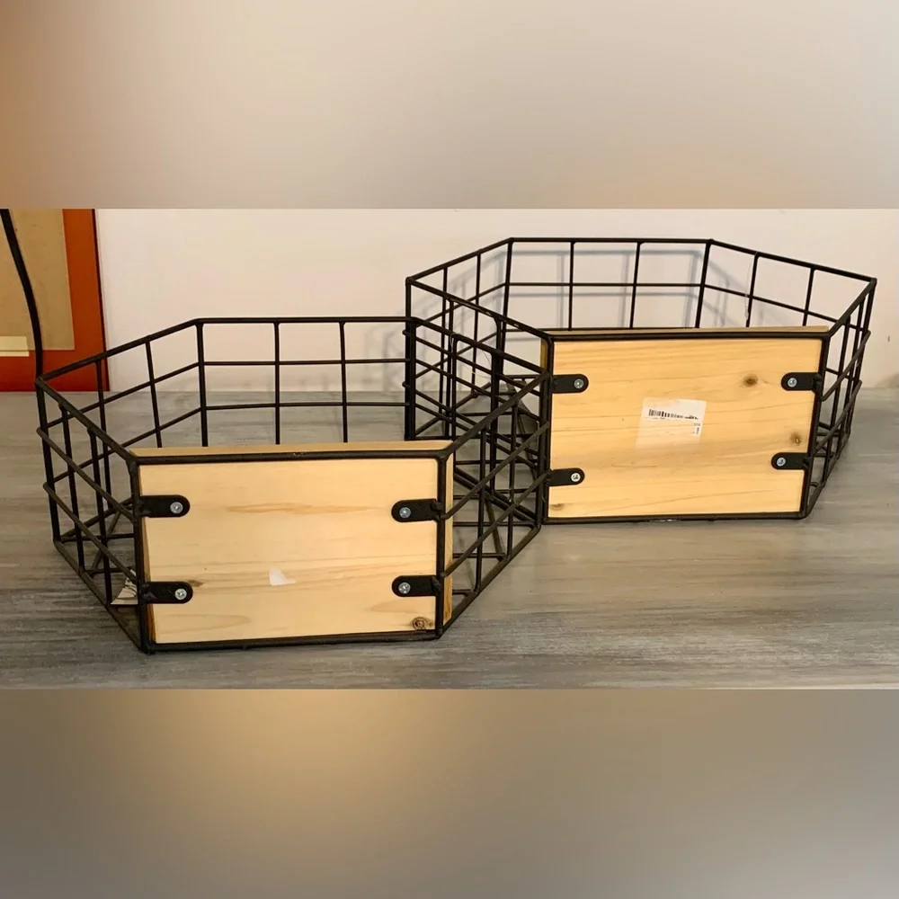 floating shelves Industrial style Black Metal Wall Shelf steampunk Geometric